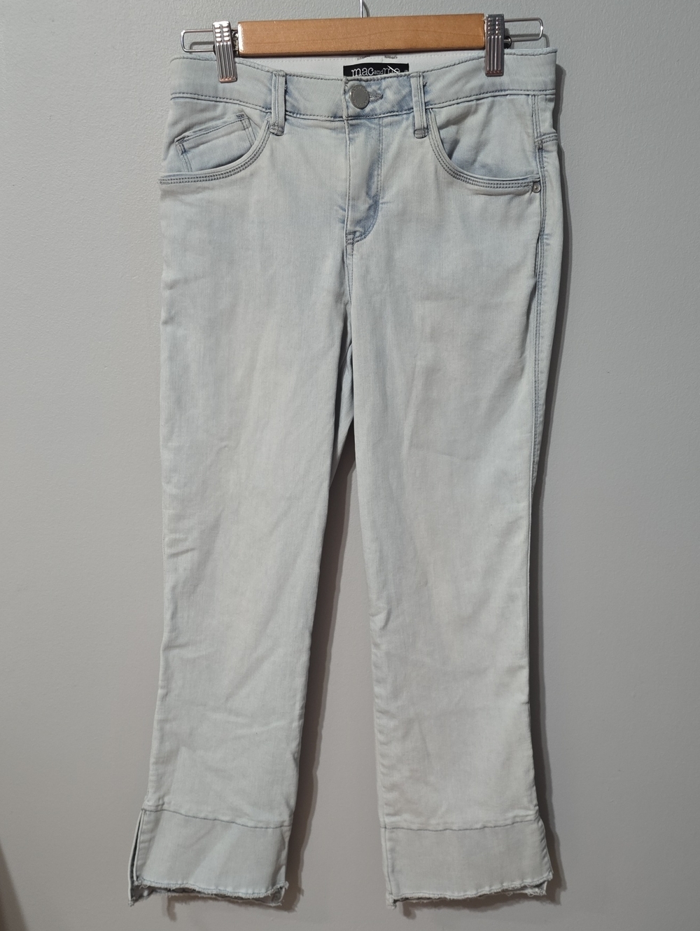 mac and me Jeans‎ Womens Size 4 Light Wash Blue Distressed Denim Jeans